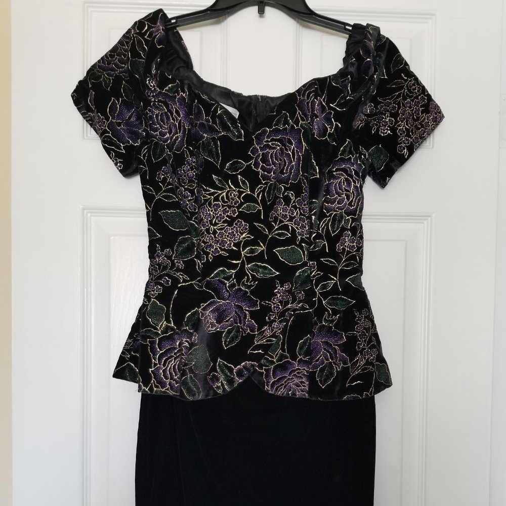 Gold/Black Velvet Dress